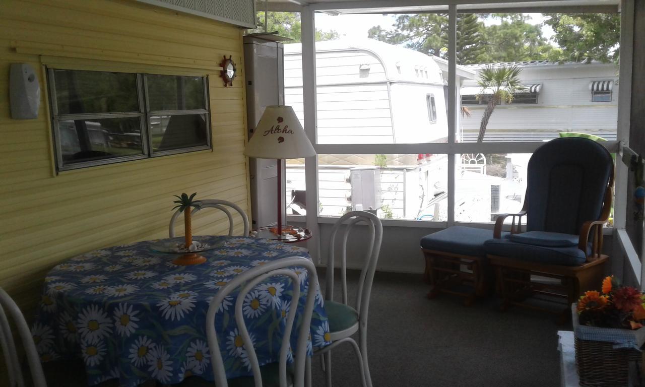 Oak Springs Rv Resort ポート・リッチー エクステリア 写真